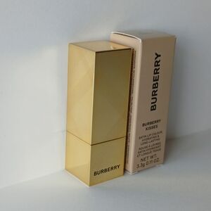 Burberry Kisses Satin Lip Colour 103 Bold Cherry 3.3 G | 0.11 OZ NWT NIB